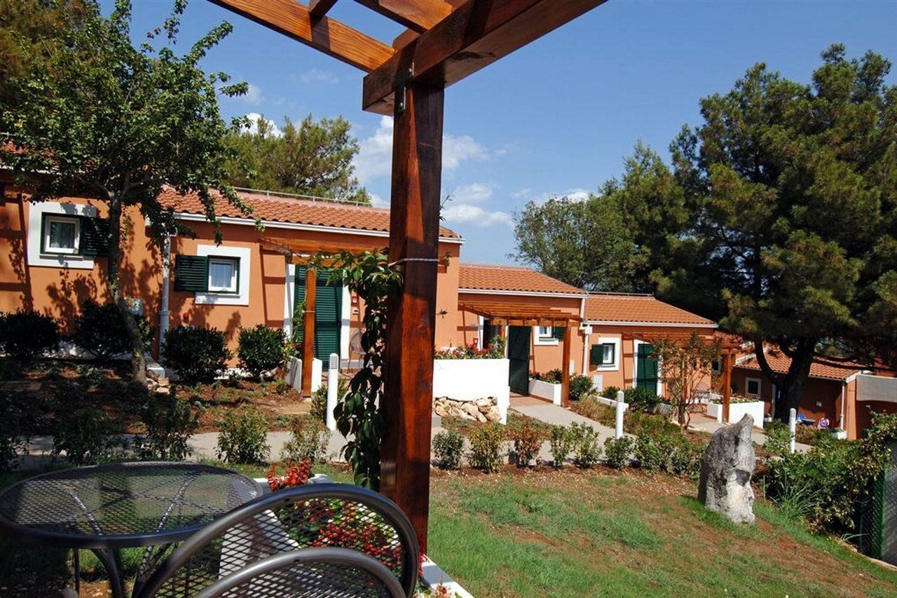 Maistra Select Koversada Naturist Apartments Vrsar Exteriér fotografie